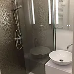 Colton West Deluxe Apartment
