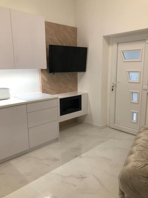 Colton West Deluxe Apartment *